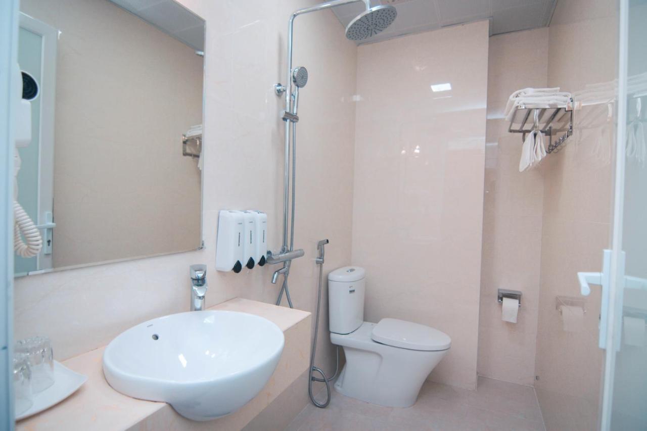 Hoàng Long Hotel Hạ Long Extérieur photo
